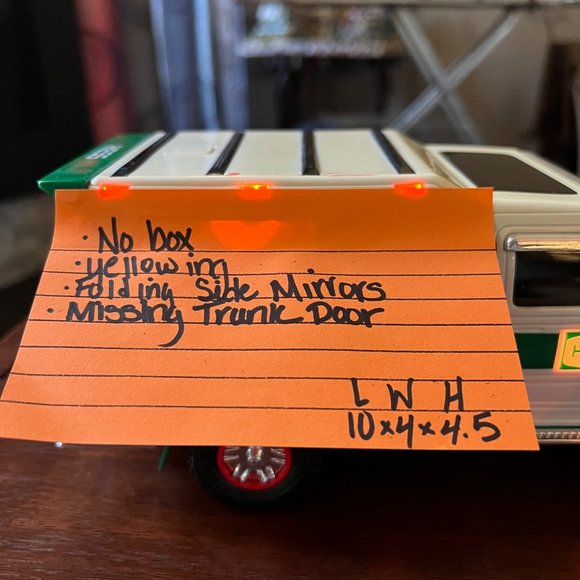 2004 HESS Sport Utility Vehicle and 1 Motorcycles - 40th Anniversary - Picture 7 of 8